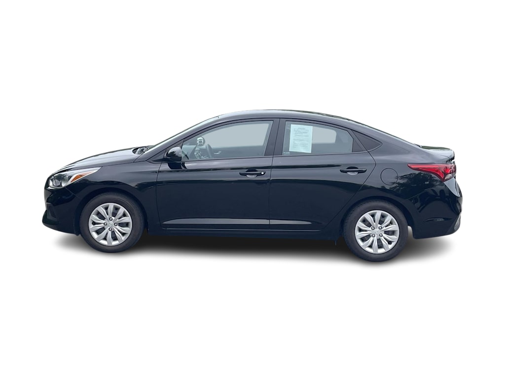Thumbnail: 2022 Hyundai Accent - 2