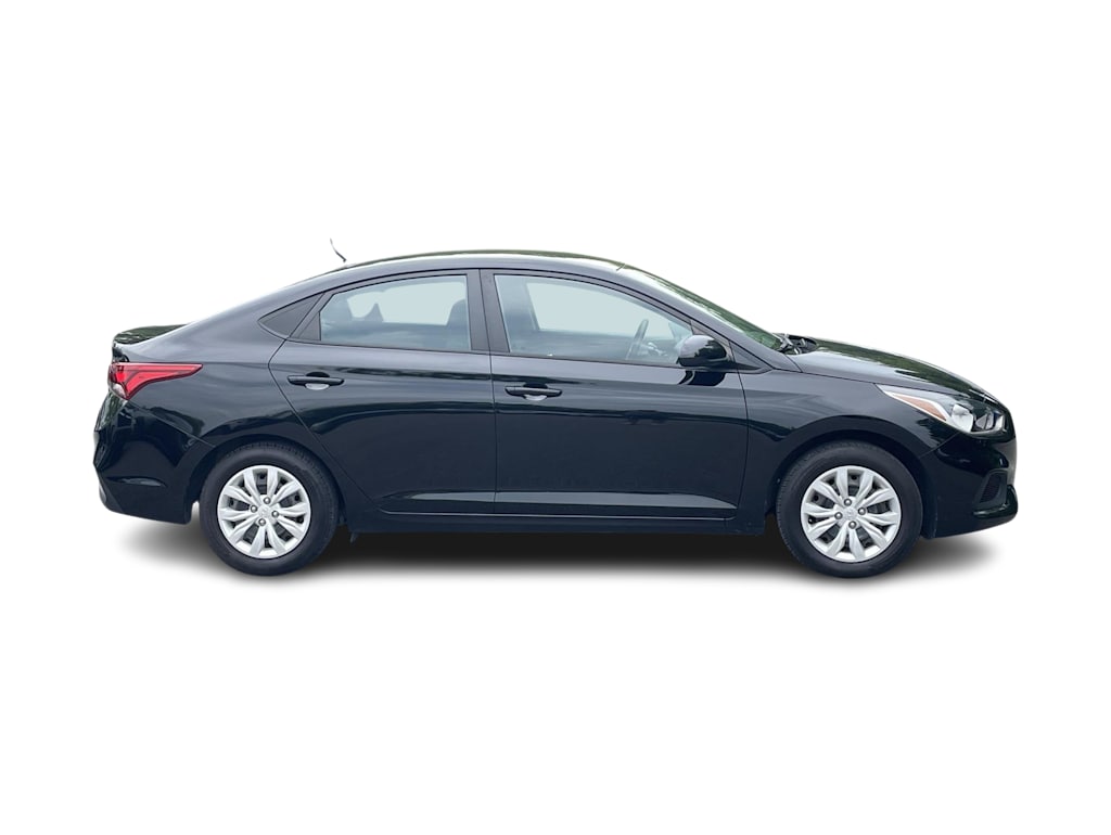 Thumbnail: 2022 Hyundai Accent - 13