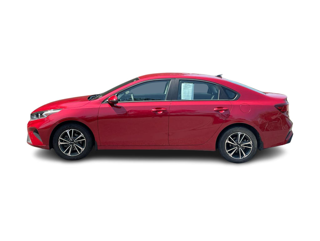 Thumbnail: 2023 Kia Forte - 3