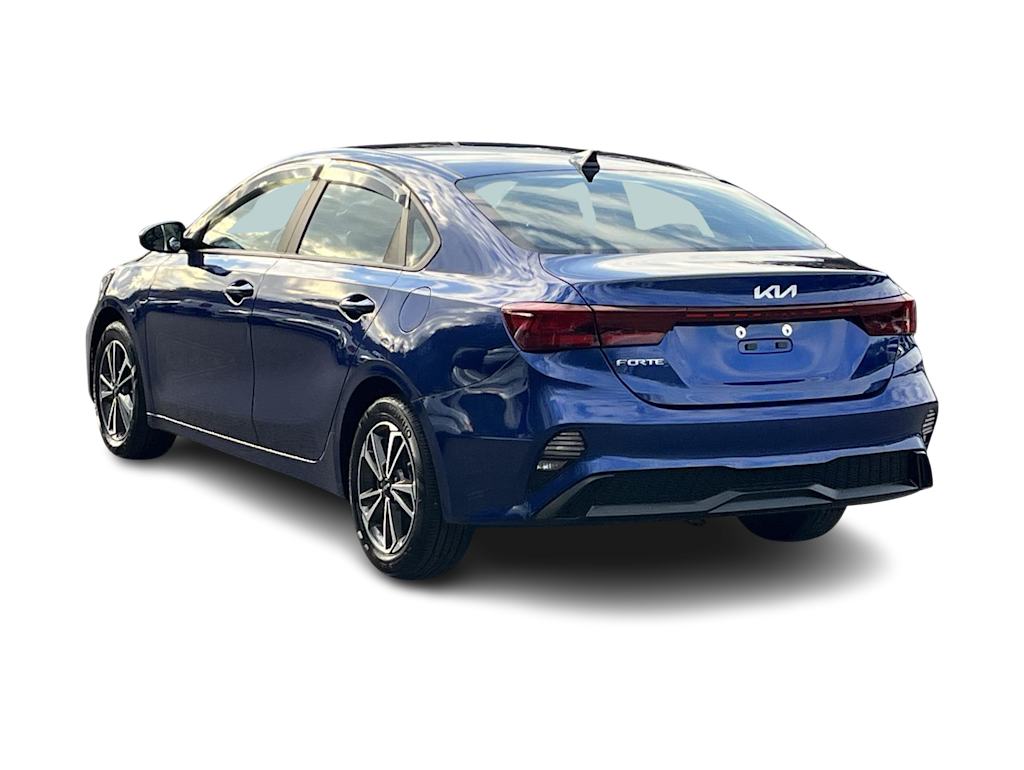 Thumbnail: 2023 Kia Forte - 4