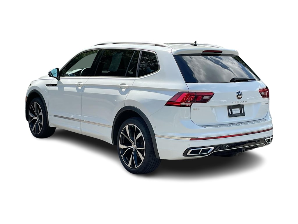 Thumbnail: 2022 Volkswagen Tiguan - 4