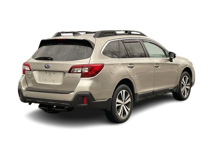 2018 Subaru Outback Limited 18