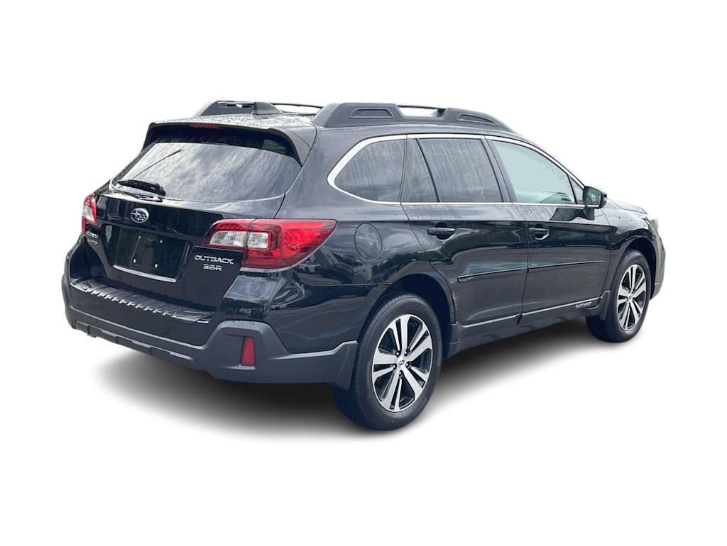 Thumbnail: 2018 Subaru Outback - 18
