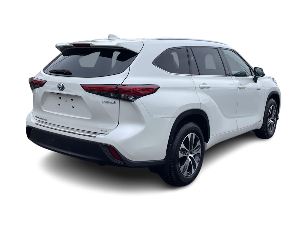 Thumbnail: 2020 Toyota Highlander - 18