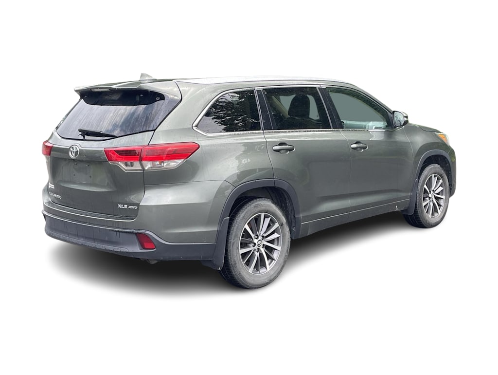 Thumbnail: 2018 Toyota Highlander - 10
