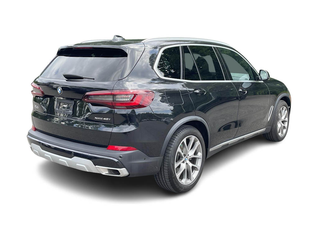 Thumbnail: 2023 BMW X5 - 17