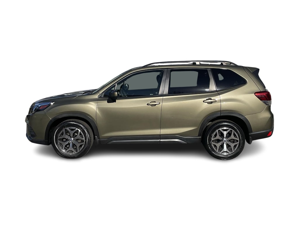 Thumbnail: 2022 Subaru Forester - 3