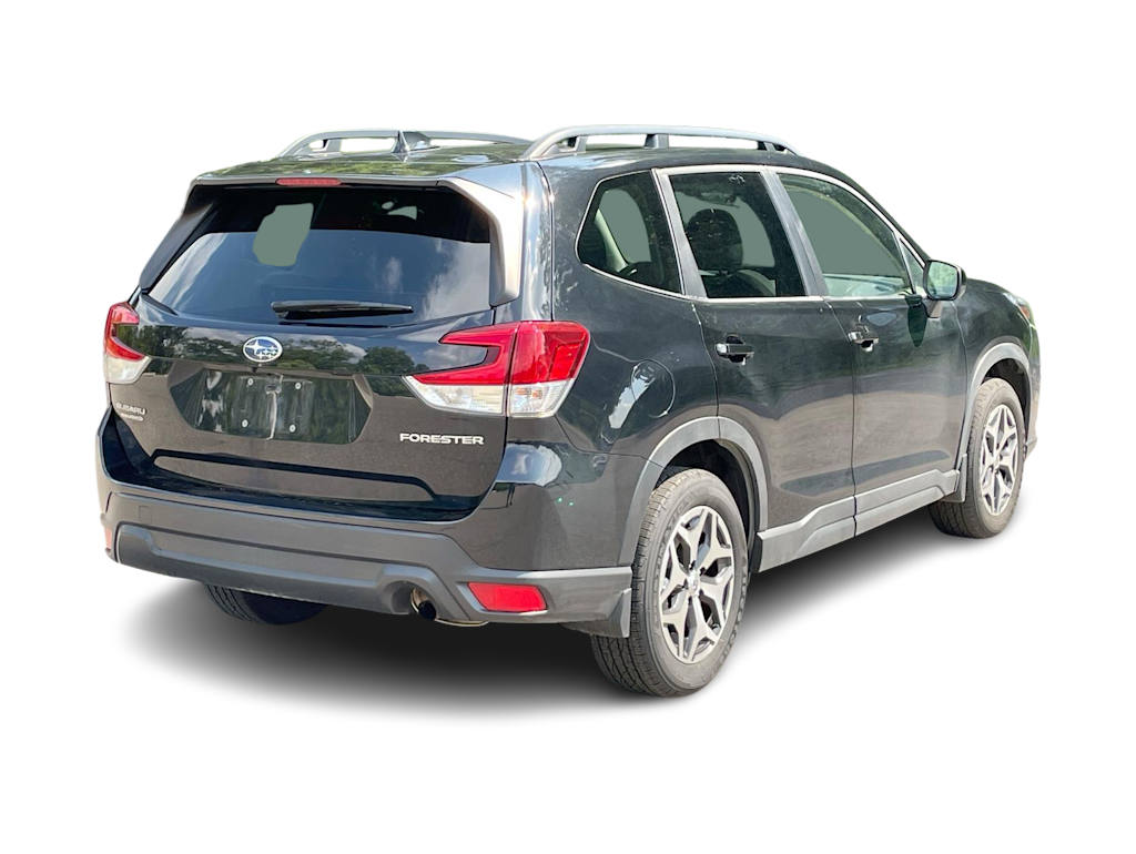 Thumbnail: 2023 Subaru Forester - 12