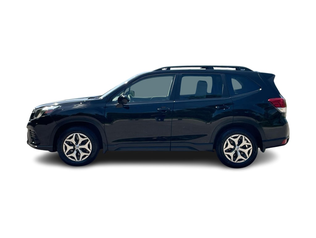 Thumbnail: 2023 Subaru Forester - 3