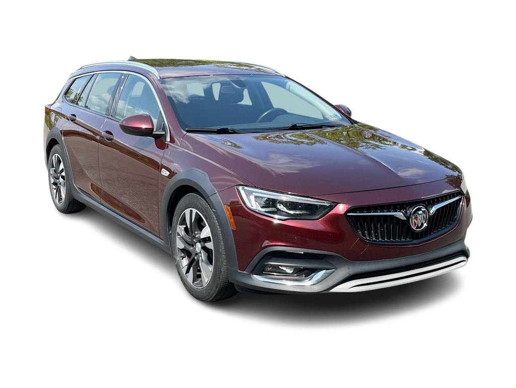 Thumbnail: 2018 Buick Regal - 20
