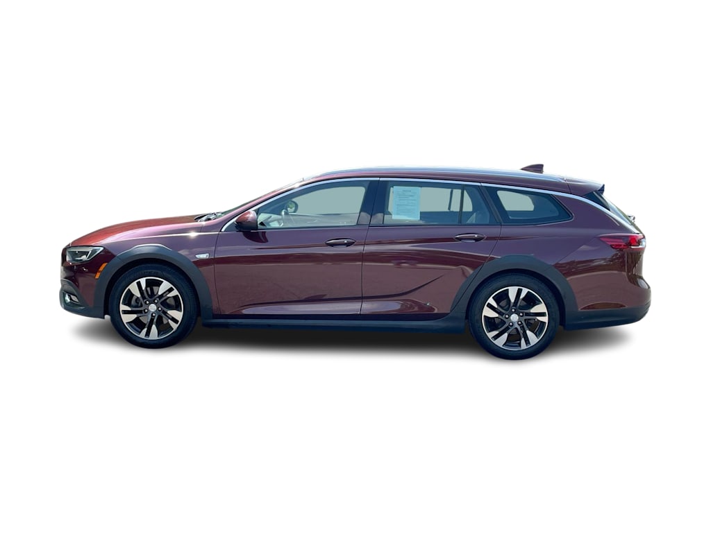 Thumbnail: 2018 Buick Regal - 3