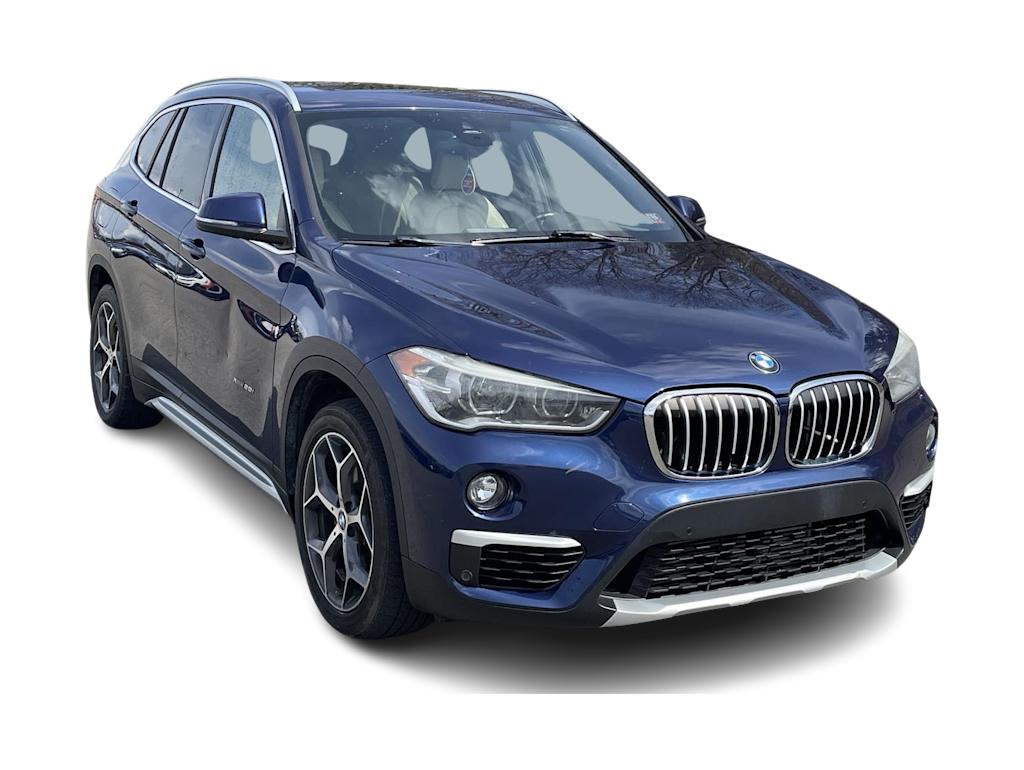 Thumbnail: 2017 BMW X1 - 14