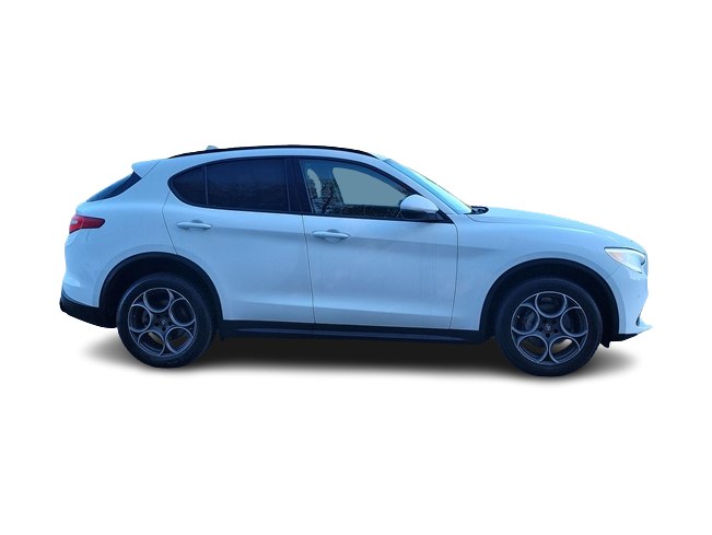 2022 Alfa Romeo Stelvio Sprint 27