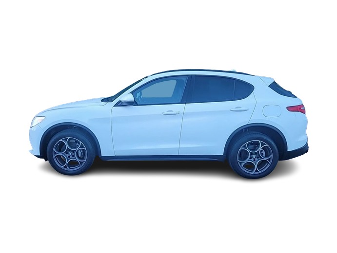 2022 Alfa Romeo Stelvio Sprint 3