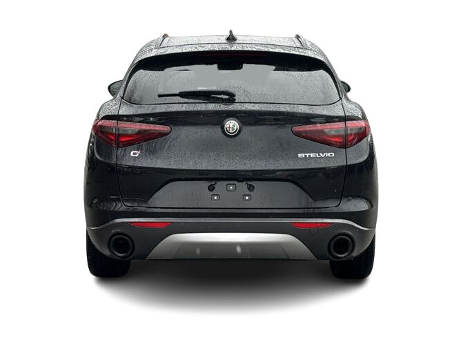 2022 Alfa Romeo Stelvio Ti 5