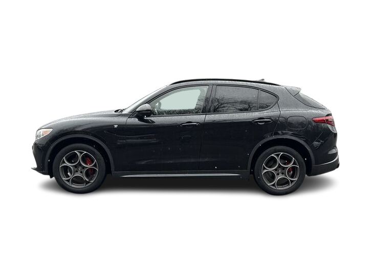 2022 Alfa Romeo Stelvio Ti 3