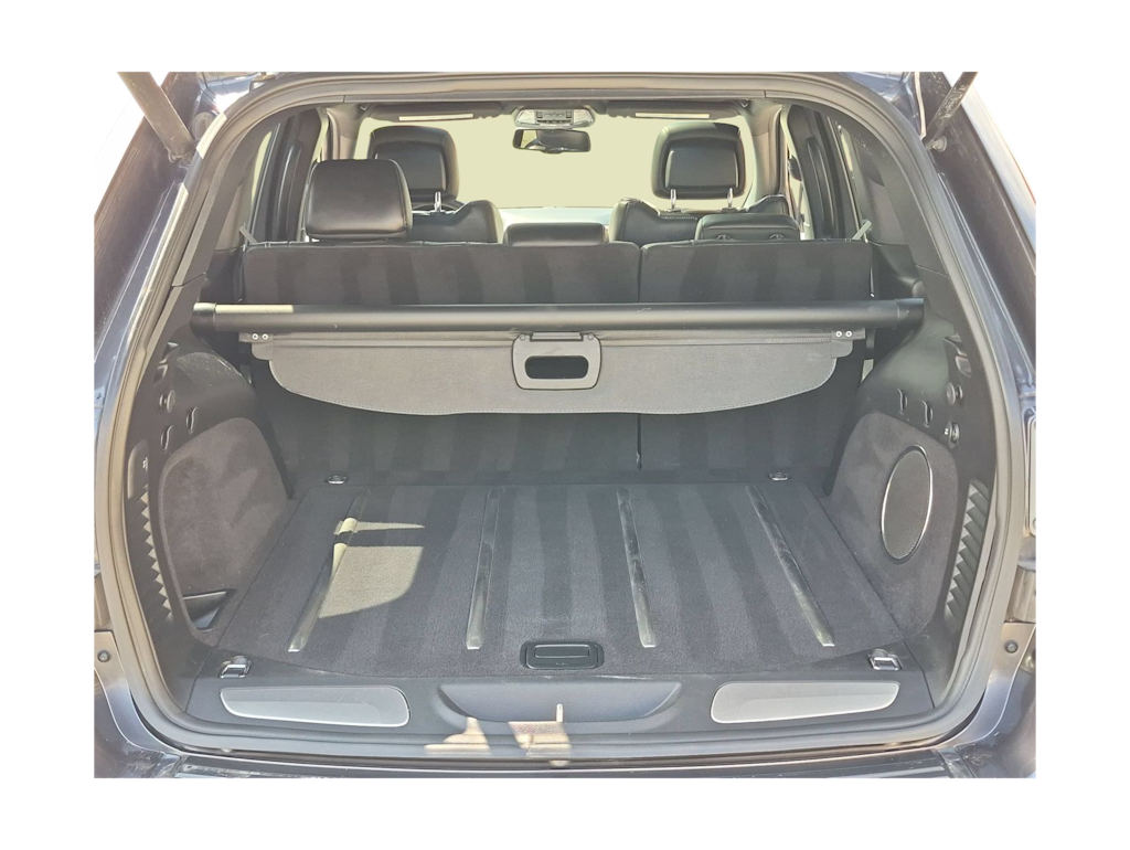 Thumbnail: 2016 Jeep Grand Cherokee - 19