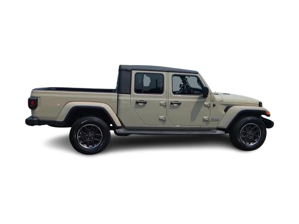 Thumbnail: 2022 Jeep Gladiator - 24