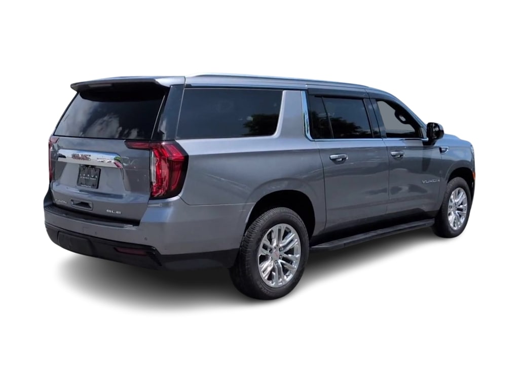 Thumbnail: 2022 GMC Yukon XL - 23