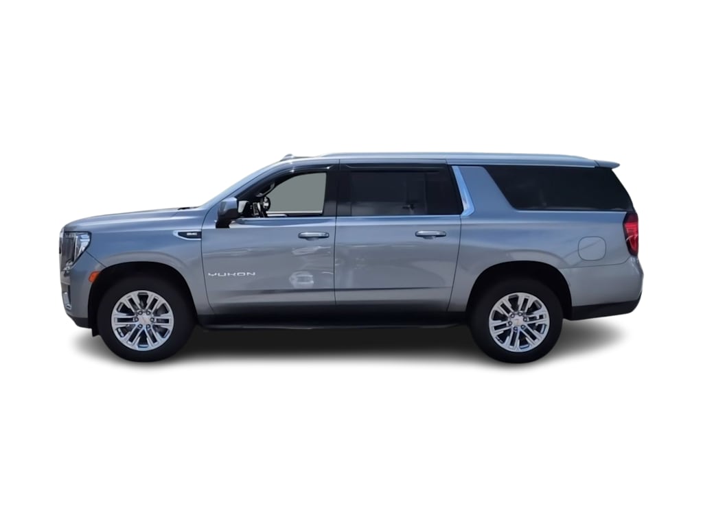 Thumbnail: 2022 GMC Yukon XL - 21