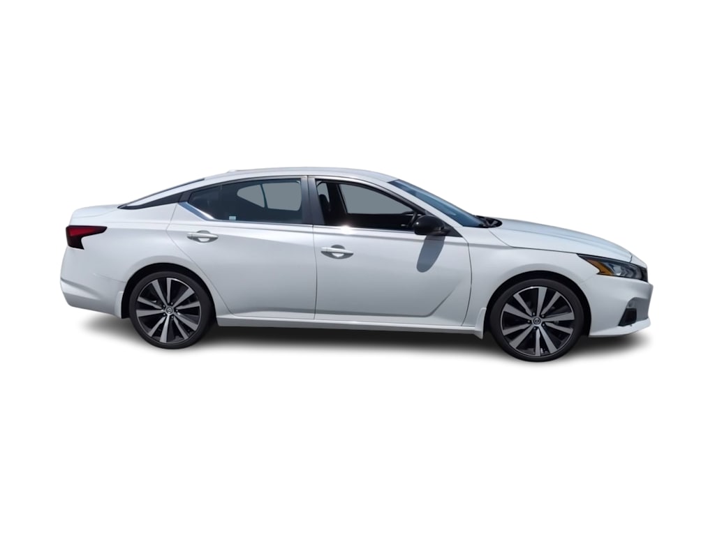Thumbnail: 2022 Nissan Altima - 25