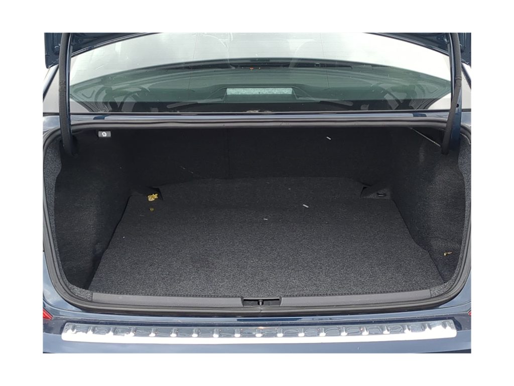 Thumbnail: 2022 Volkswagen Passat - 17