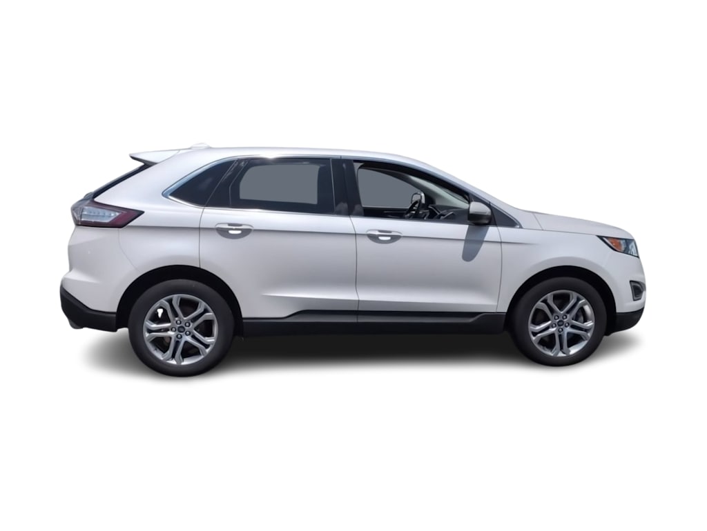 Thumbnail: 2017 Ford Edge - 24