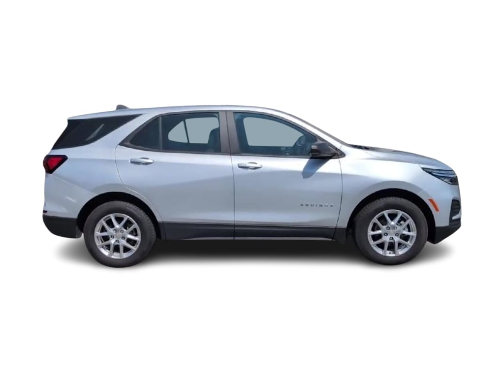 Thumbnail: 2022 Chevrolet Equinox - 24