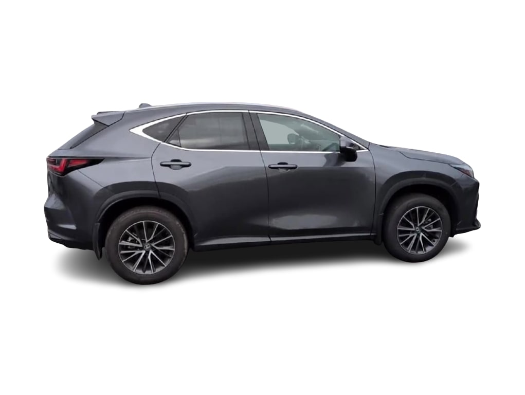 Thumbnail: 2024 Lexus ES - 24