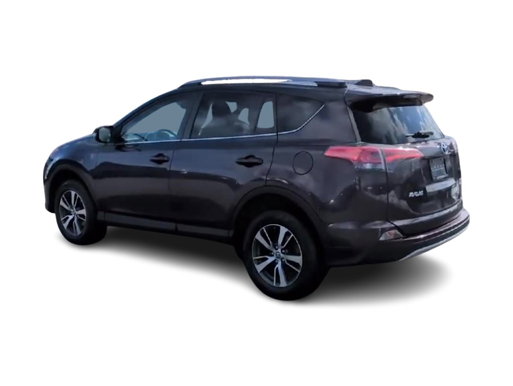 Thumbnail: 2018 Toyota RAV4 - 4