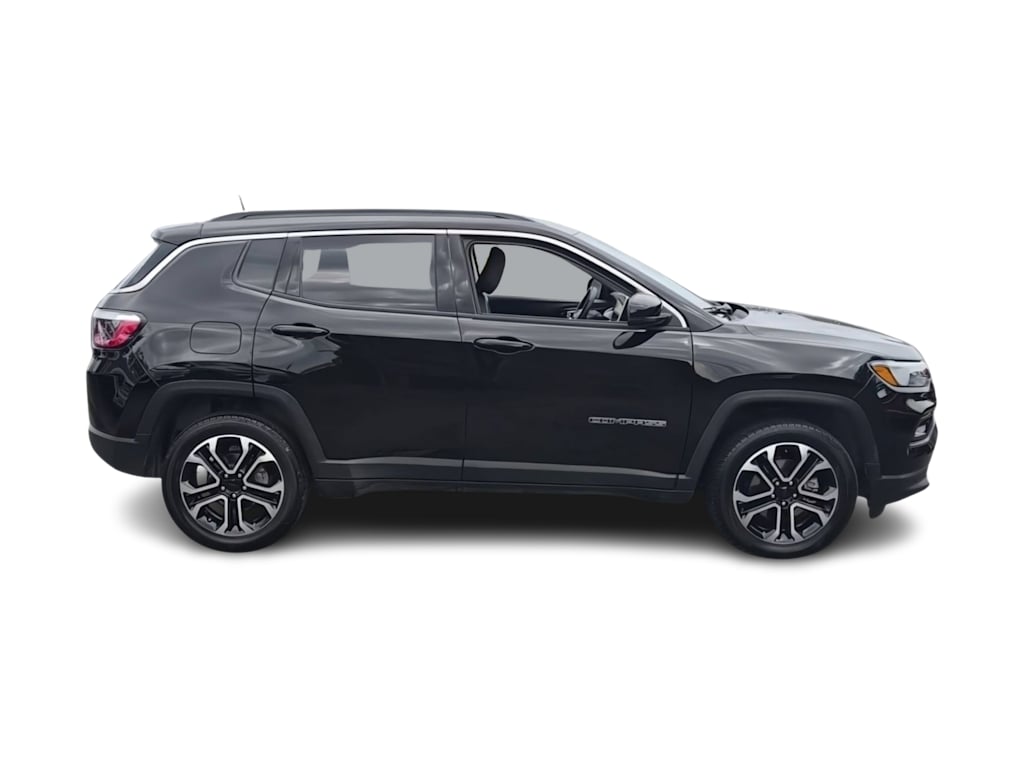 Thumbnail: 2022 Jeep Compass - 25