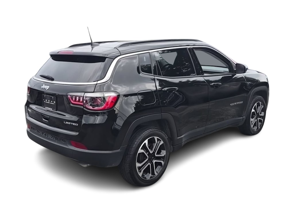 Thumbnail: 2022 Jeep Compass - 24