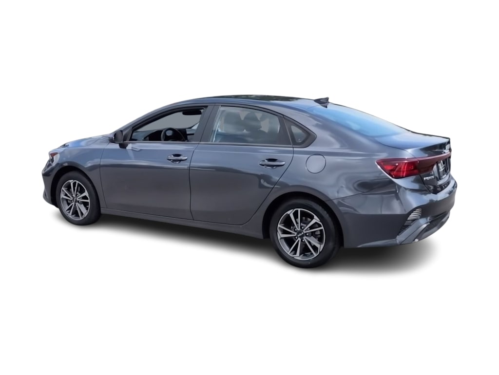 Thumbnail: 2023 Kia Forte - 22