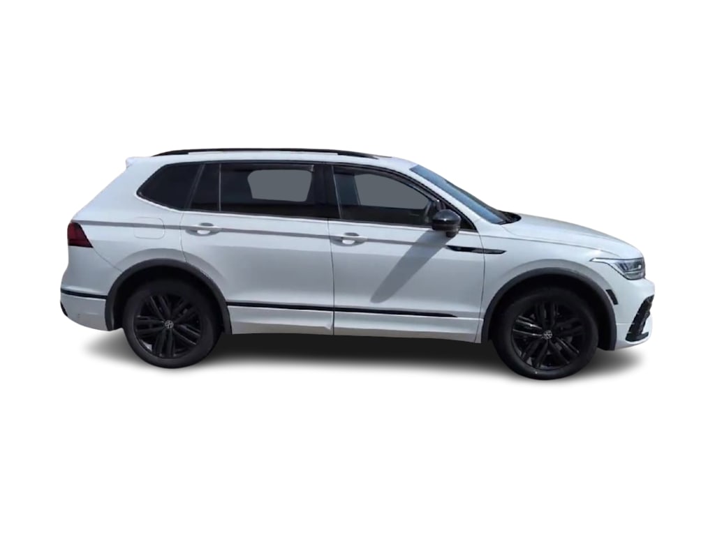 Thumbnail: 2022 Volkswagen Tiguan - 24