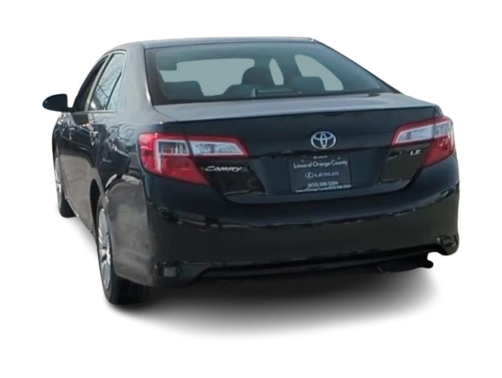 2014 Toyota Camry LE 4