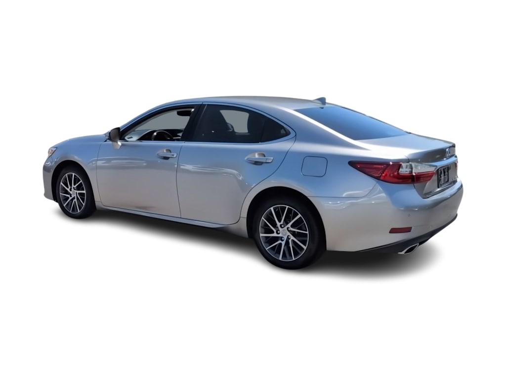 Thumbnail: 2016 Lexus ES - 23