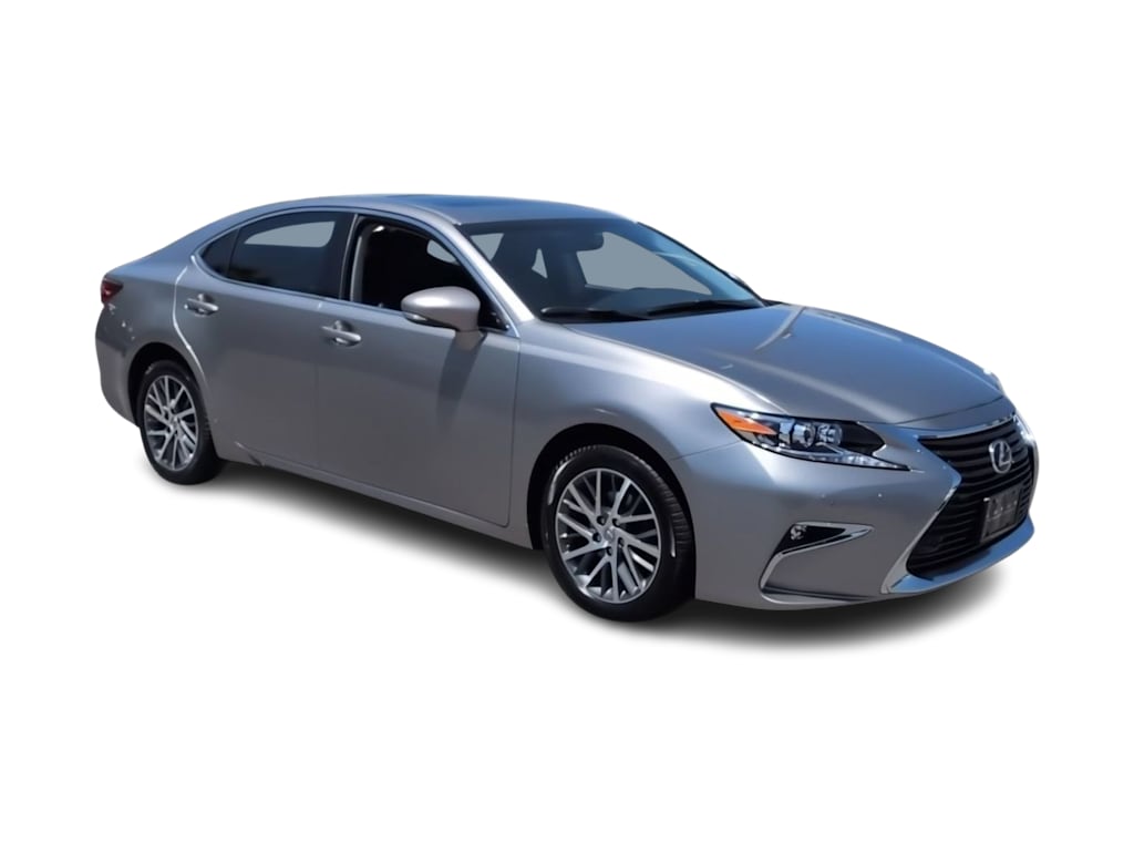 Thumbnail: 2016 Lexus ES - 21