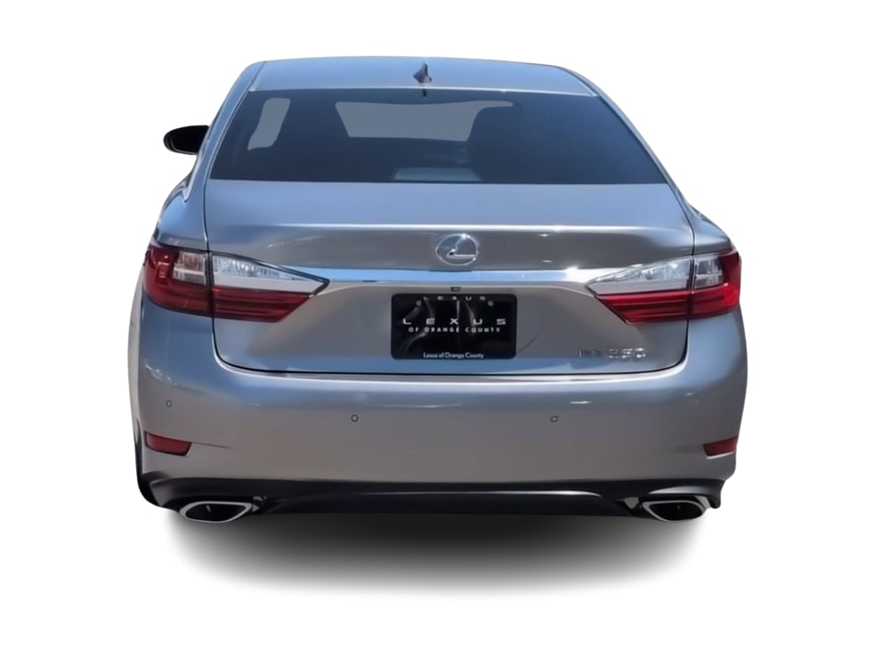 Thumbnail: 2016 Lexus ES - 4
