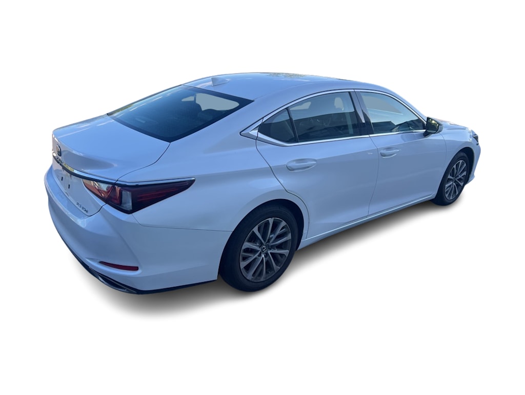 Thumbnail: 2022 Lexus ES - 9
