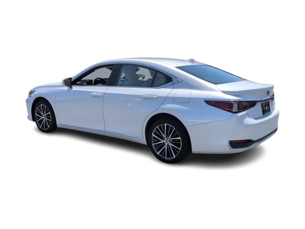 Thumbnail: 2023 Lexus ES - 4