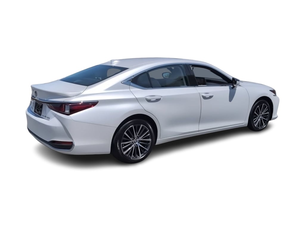 Thumbnail: 2023 Lexus ES - 23