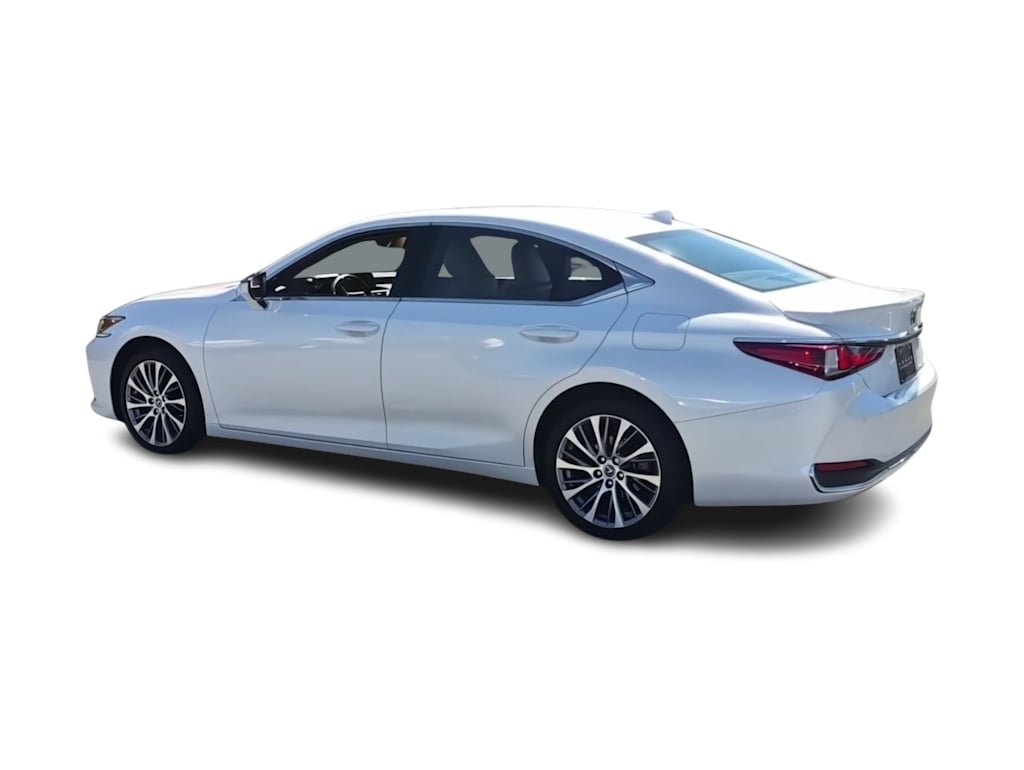 Thumbnail: 2021 Lexus ES - 21