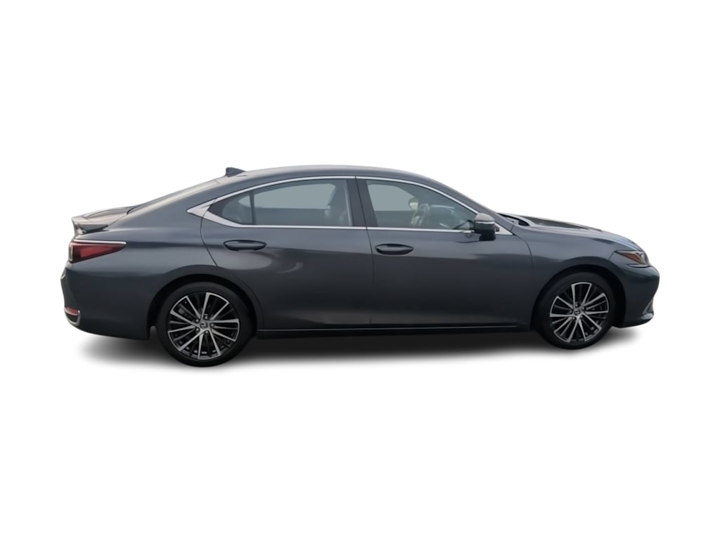 Thumbnail: 2024 Lexus ES - 25