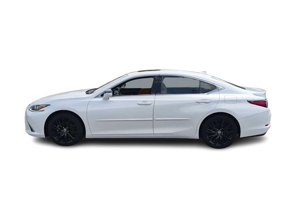 Thumbnail: 2021 Lexus ES - 23