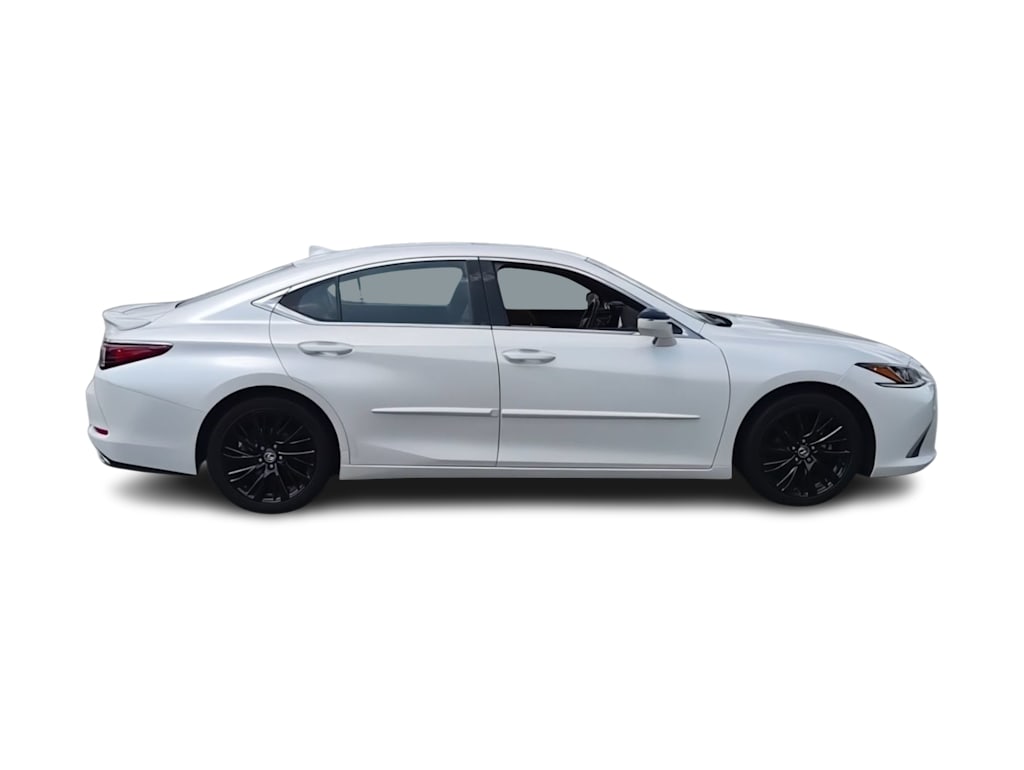 Thumbnail: 2021 Lexus ES - 25