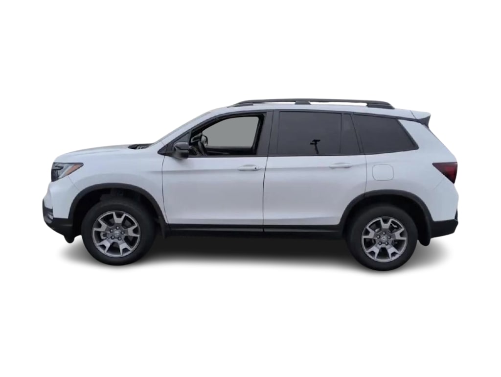 Thumbnail: 2023 Honda Passport - 3