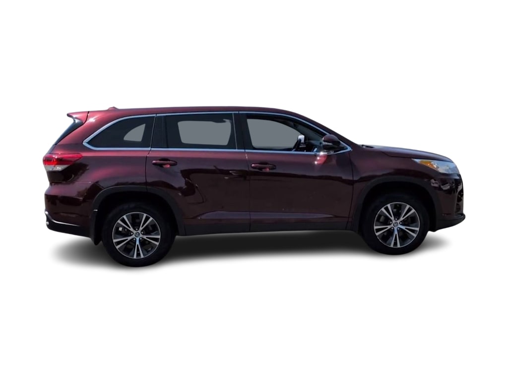 Thumbnail: 2019 Toyota Highlander - 24