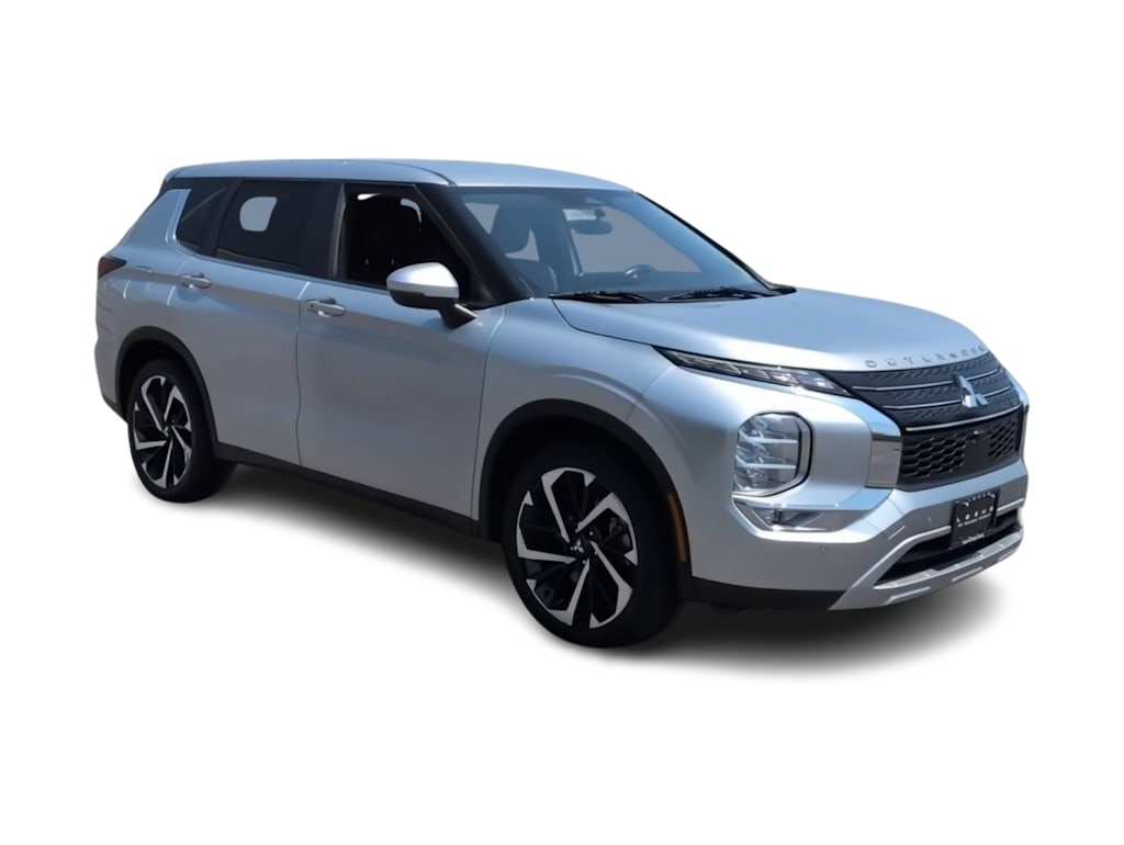 Thumbnail: 2023 Mitsubishi Outlander - 21