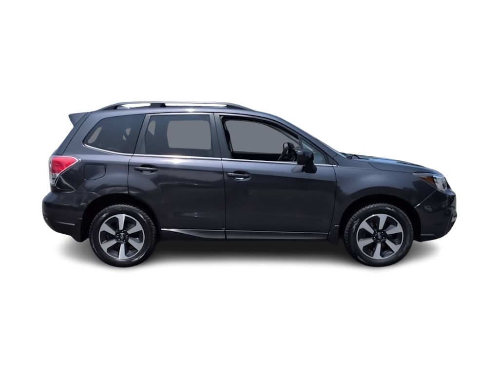 Thumbnail: 2017 Subaru Forester - 25