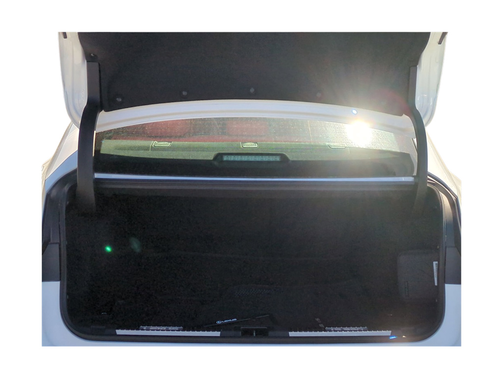 2023 Lexus IS 350 17